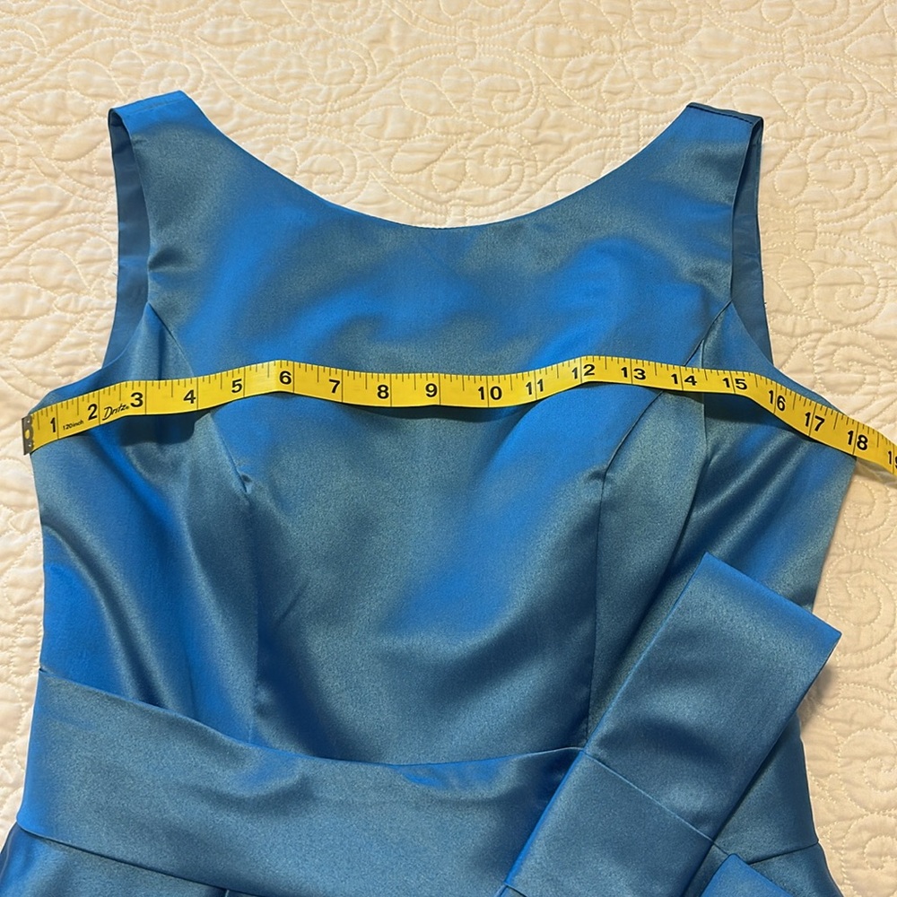 Mother of The Bride Elegant Blue MISSACC Evening Gown! - Picture 9 of 16